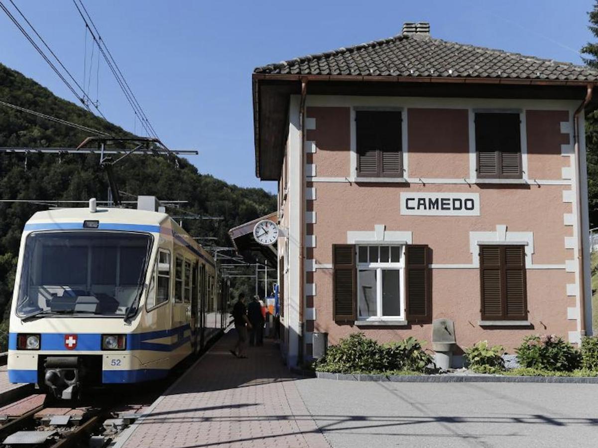 Osteria Gruetli Con Alloggio Borgnone エクステリア 写真
