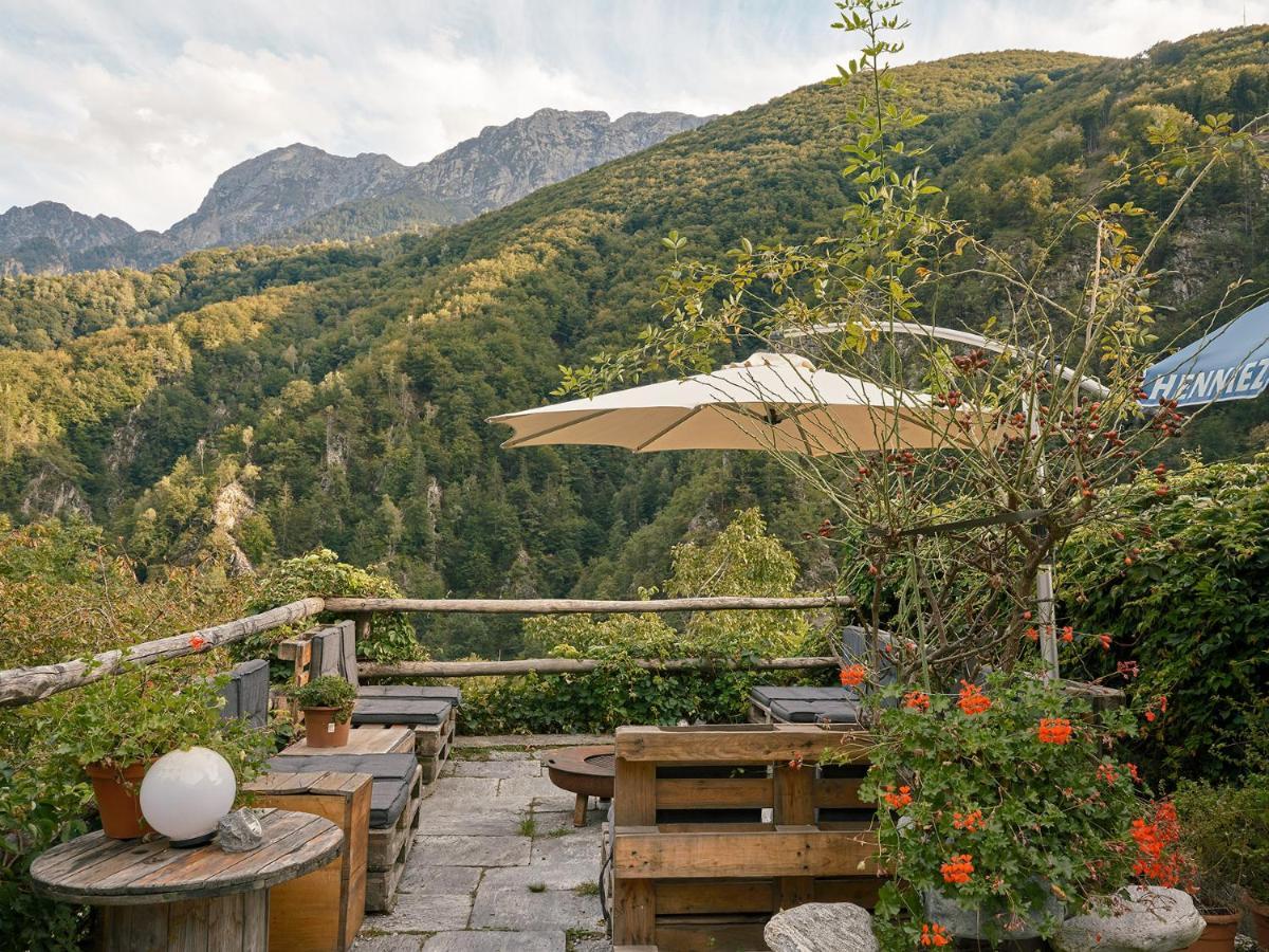 Osteria Gruetli Con Alloggio Borgnone エクステリア 写真